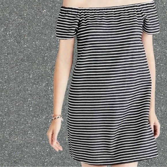 Madewell ‘Striped Melody Off-The-Shoulder Mini Dress’ in Black & White Size S - Picture 2 of 14